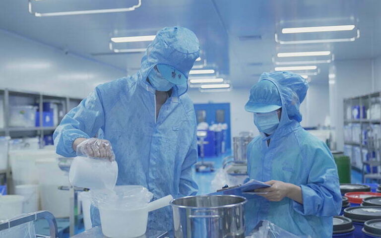 3.Raw-material-weighing