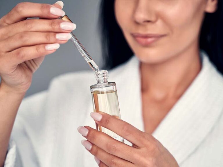 Use Essence in Your Skin Care Routine