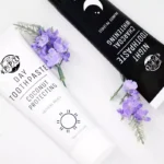 Day-and-Night-Toothpaste-15
